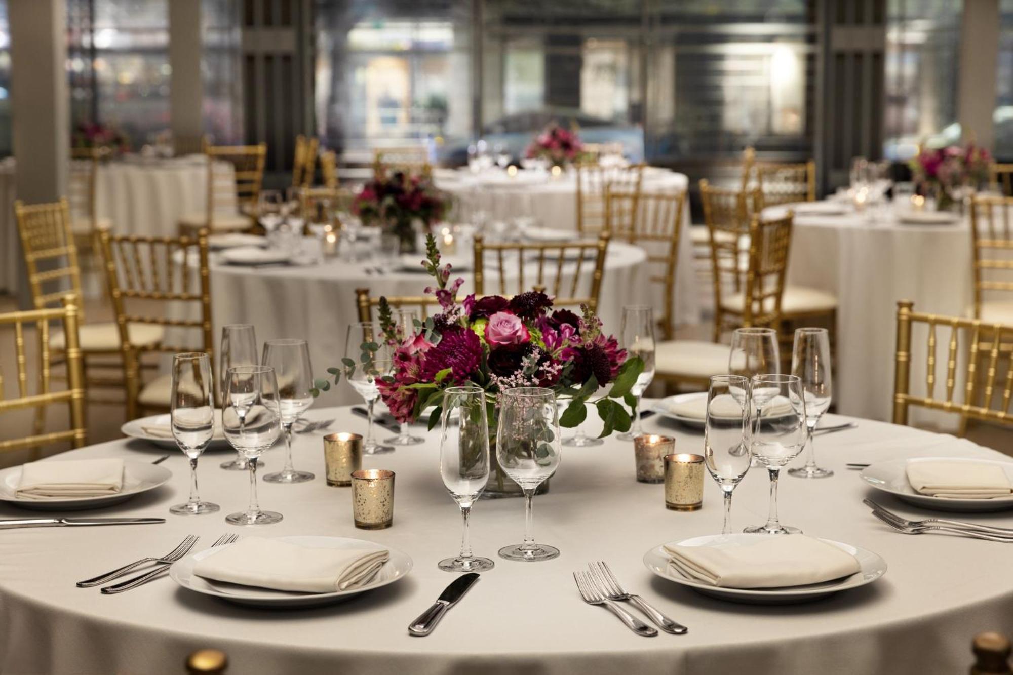 Kimpton Palladian Hotel By Ihg Сиэтл Экстерьер фото